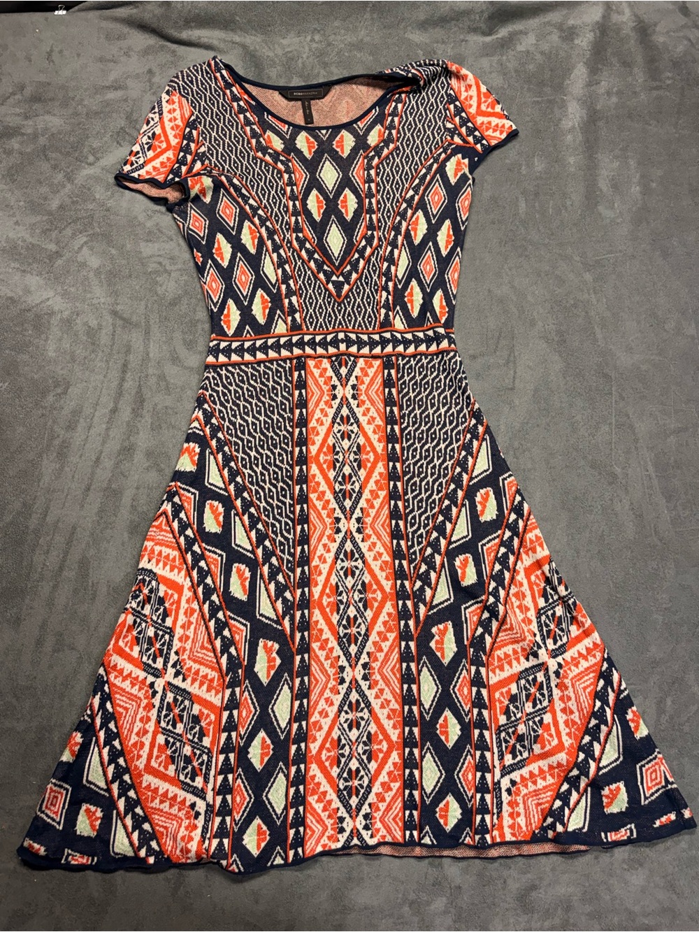 BCBGMaxAzria “Kayla” Silk Knit Coral & Navy Geometric Short-Sleeve Midi Dress - Picture 3 of 11